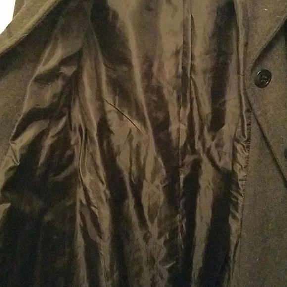 Coat - Picture 7 of 8